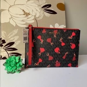 💃Michael Kors ❌❌SOLDOUT ❌❌CLTCH WRISTLET💃